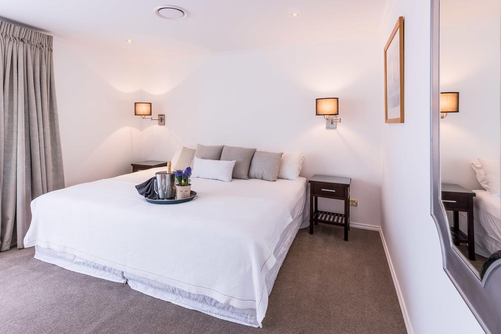 Fino Hotel & Suites Christchurch Exterior foto