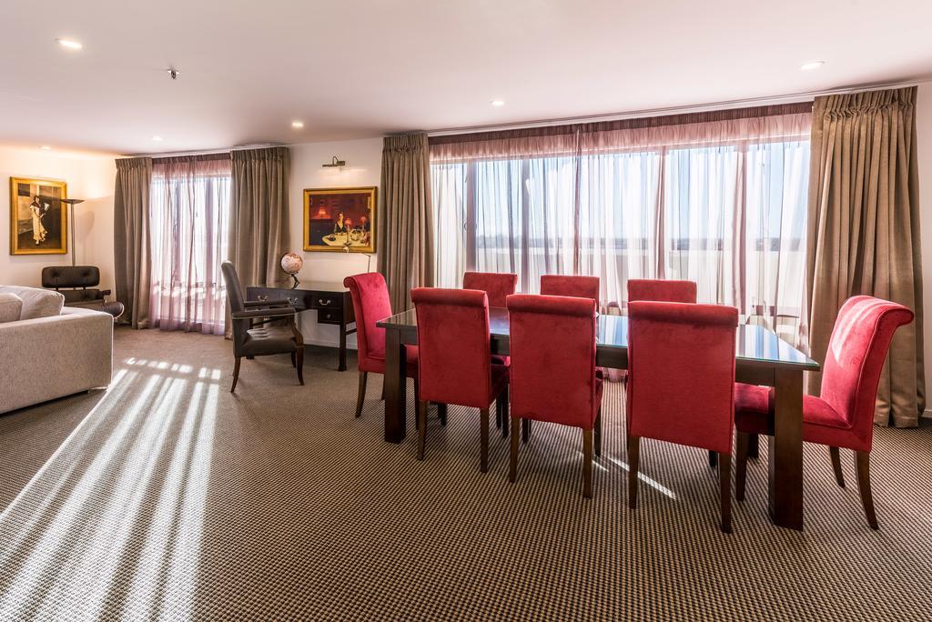 Fino Hotel & Suites Christchurch Exterior foto